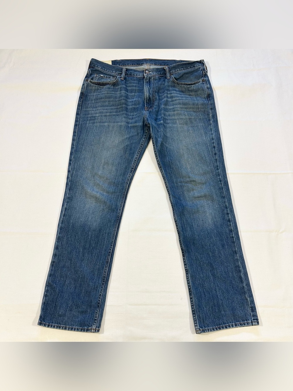 Abercrombie & Fitch Mens 36x32 Jeans Classic Straight Leg Retro Distressed Blue